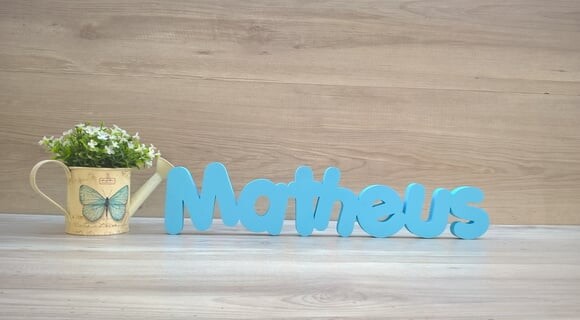 Nome de mesa em MDF - Mod PK Vazado Padrão - Matheus 10 cm