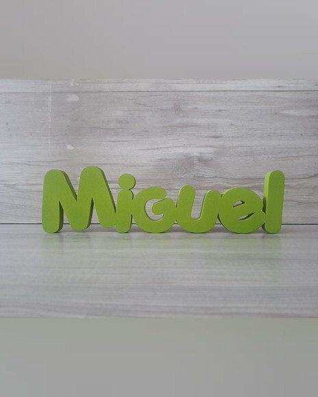 Nome de Mesa em mdf - Mod Pk Vazado Padrão - Miguel 10 cm
