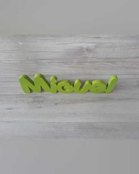 Nome de Mesa em mdf - Mod Pk Vazado Padrão - Miguel 10 cm