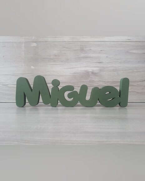 Nome de Mesa em mdf - Mod Pk Vazado Padrão - Miguel 10 cm
