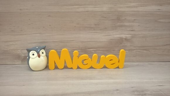 Nome de Mesa em mdf - Mod Pk Vazado Padrão - Miguel 10 cm