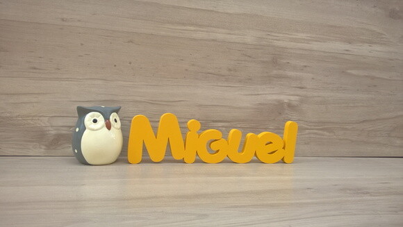 Nome de Mesa em mdf - Mod Pk Vazado Padrão - Miguel 10 cm