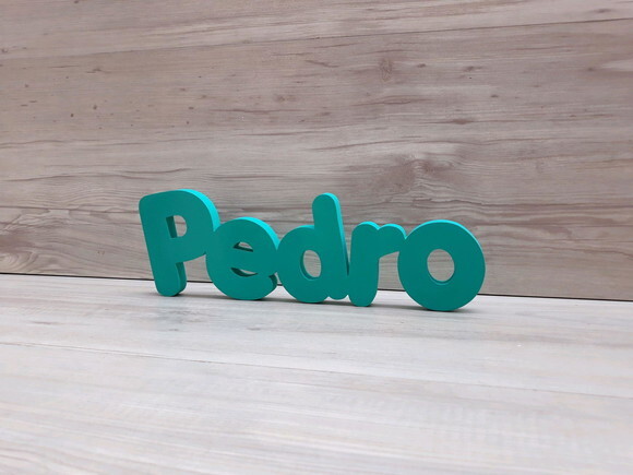 Nome de Mesa em mdf - Mod Pk Vazado Padrão - Pedro - 13 cm