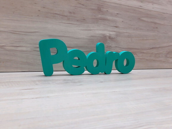 Nome de Mesa em mdf - Mod Pk Vazado Padrão - Pedro - 13 cm