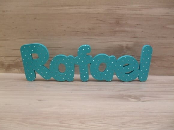 Nome de mesa em MDF - Mod PK Vazado Padrão - Rafael 10 cm