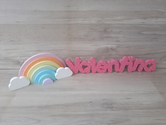 Nome de Mesa em mdf - Valentina 10 cm + Arco Íris + Nuvens