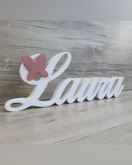 Nome de Mesa em mdf com Aplique Borboleta- Laura - 10 cm
