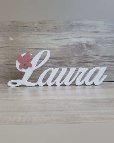 Nome de Mesa em mdf com Aplique Borboleta- Laura - 10 cm