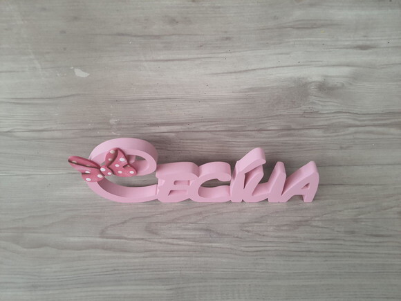 Nome de Mesa em mdf Disney Minnie - Cecília - 10 cm