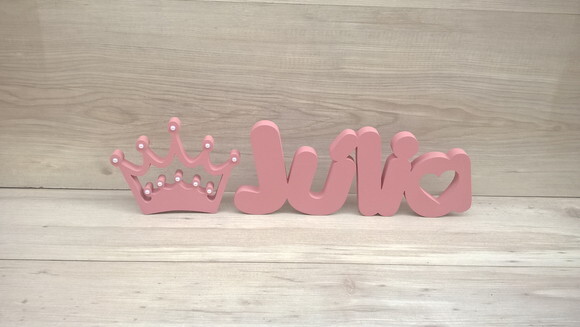 Nome de mesa em MDF Mod PK Coração + Coroa - Júlia 16 cm