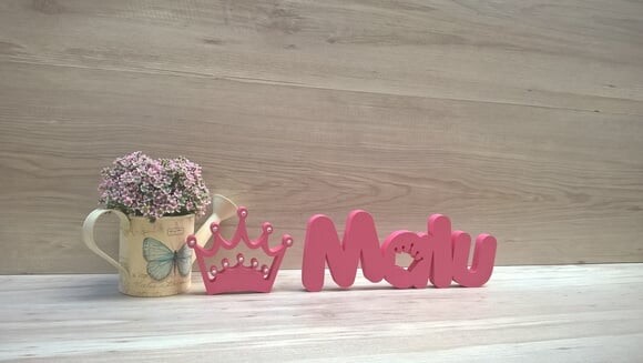 Nome de mesa em MDF Mod PK Coroa + Coroa - Malu 10 cm