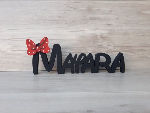 Nome de mesa em MDF Modelo Disney - Mayara - 10 cm