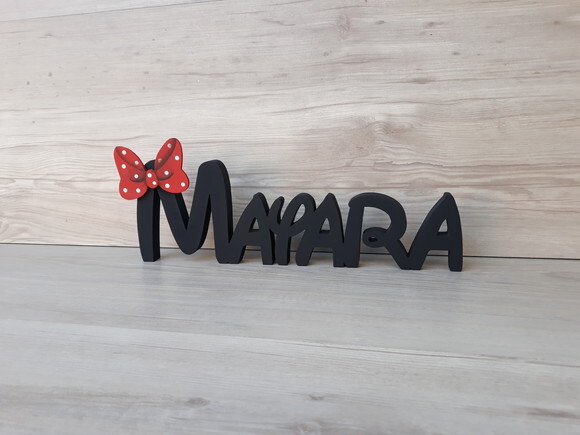 Nome de mesa em MDF Modelo Disney - Mayara - 10 cm