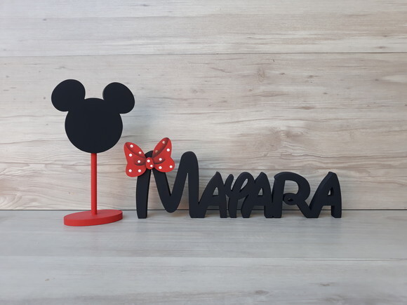 Nome de mesa em MDF Modelo Disney - Mayara 10 cm + lousinha