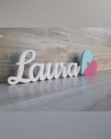 Nome de Mesa mdf - Linha Ck - Laura - 10 cm + Coração