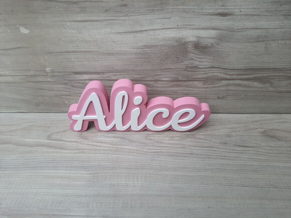 Nome de Mesa Sobreposto em mdf - Linha Ck - Alice - 10 cm