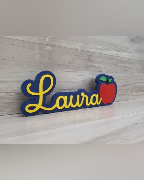 Nome de Mesa Tema Branca de Neve - Laura - 15 cm