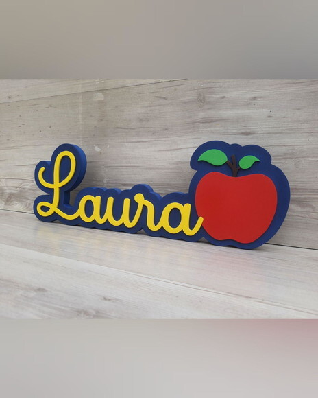 Nome de Mesa Tema Branca de Neve - Laura - 15 cm