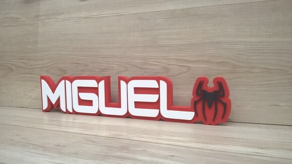 Nome de Mesa Tema HOMEM ARANHA - Miguel - 10 cm