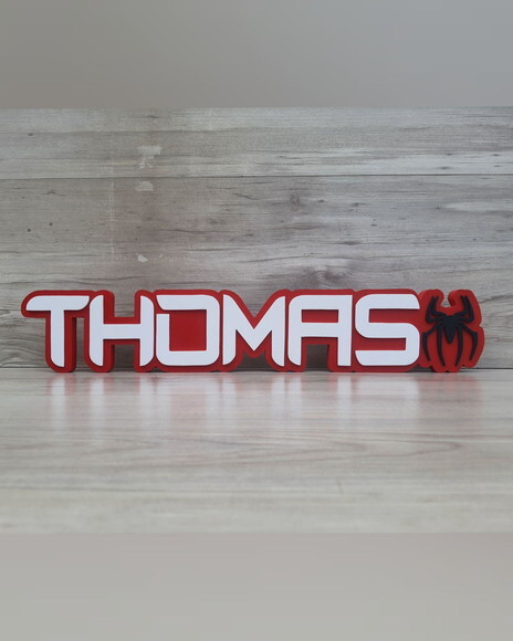 Nome de Mesa Tema Homem Aranha - Thomas - 10 cm