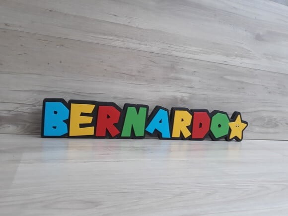 Nome de Mesa Tema SUPER MARIO - BERNARDO - 10 cm