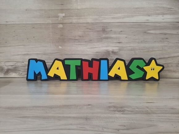 Nome de Mesa Tema Super Mario - Mathias - 10 cm