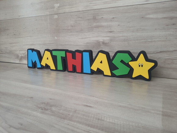 Nome de Mesa Tema Super Mario - Mathias - 10 cm