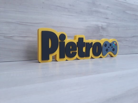 Nome de Mesa Tema Video Game - Pietro - 10 cm