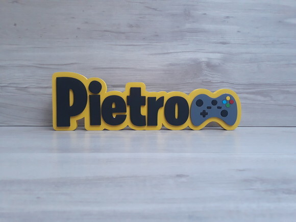 Nome de Mesa Tema Video Game - Pietro - 10 cm