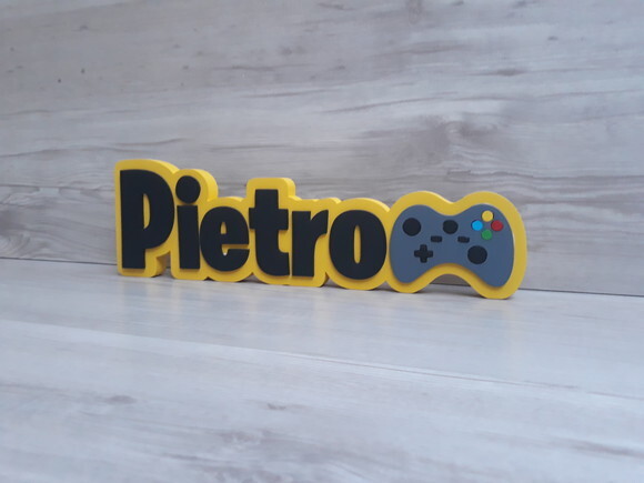 Nome de Mesa Tema Video Game - Pietro - 10 cm