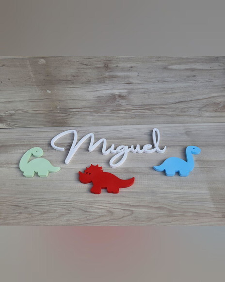 Nome de Parede em mdf + Trio Dinossauros - Miguel - 18 cm