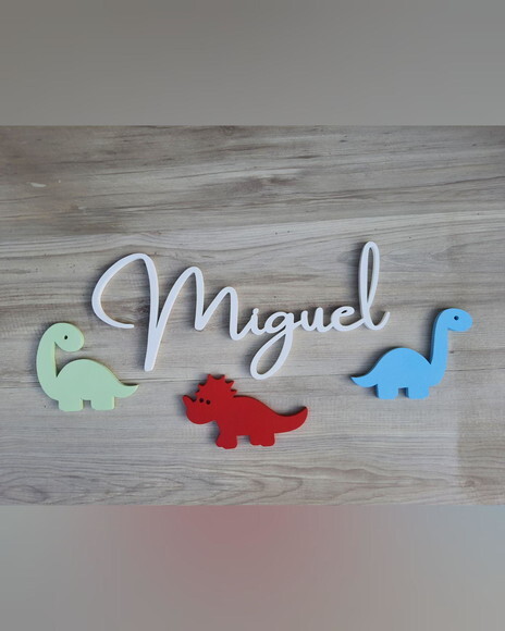 Nome de Parede em mdf + Trio Dinossauros - Miguel - 18 cm