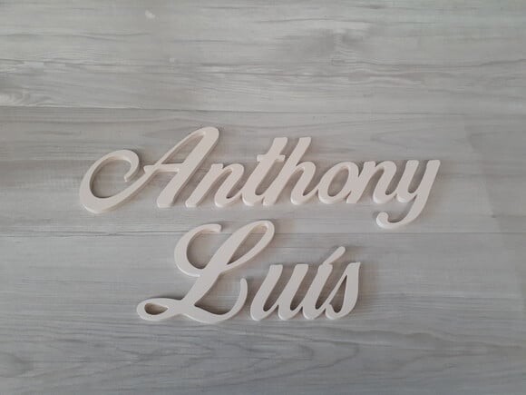 Nome de Parede em mdf Linha Clássicos Bop Anthony Luís 13 cm