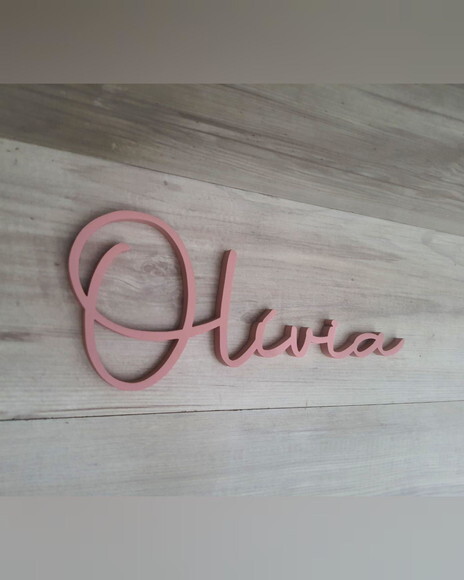Nome de Parede Personalizado em mdf - Linha Aut - Olívia