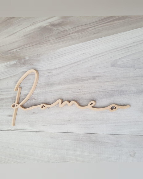 Nome de Parede Personalizado em mdf - Linha Ty - Romeo