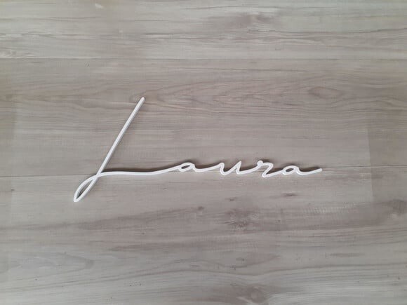 Nome de Parede Personalizado em mdf Linha Ty - Laura - 20 cm