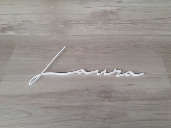 Nome de Parede Personalizado em mdf Linha Ty - Laura - 20 cm