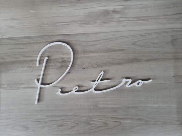 Nome de Parede Personalizado em mdf Linha Ty - Pietro 23 cm