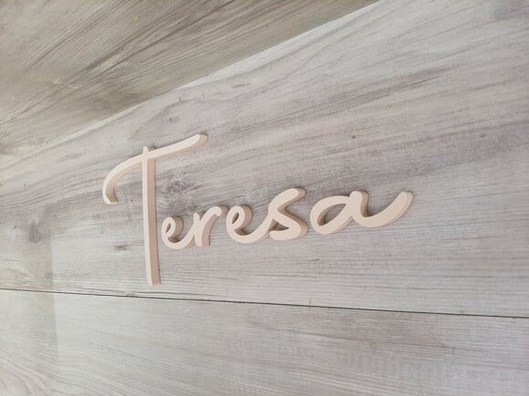 Nome de Parede Personalizado mdf Linha Aut - Teresa