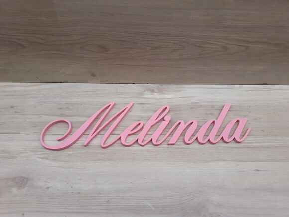 Nome Decorativo de Parede em MDF Mod ACP2 - Melinda - 13 cm