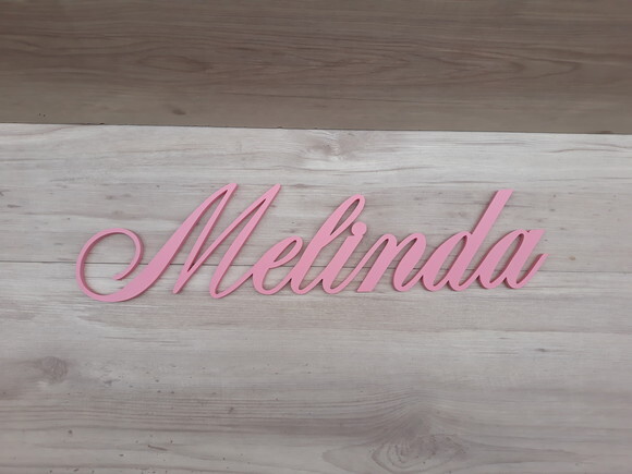 Nome Decorativo de Parede em MDF Mod ACP2 - Melinda - 13 cm