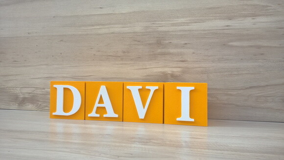Nome em Cubos - Mod Clássico - 10 x 10 x 10 cm - 4 Letras