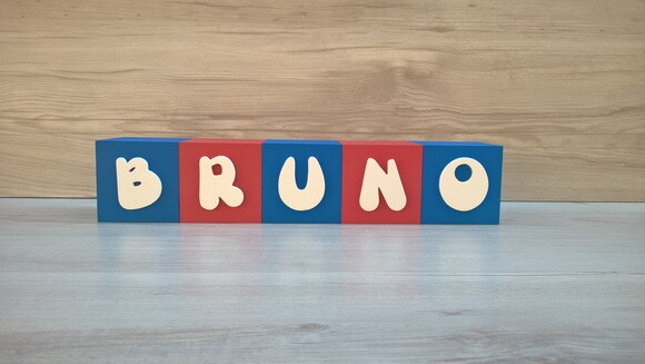 Nome em Cubos - Mod Infantil - 10 x 10 x 10 cm - 5 Letras