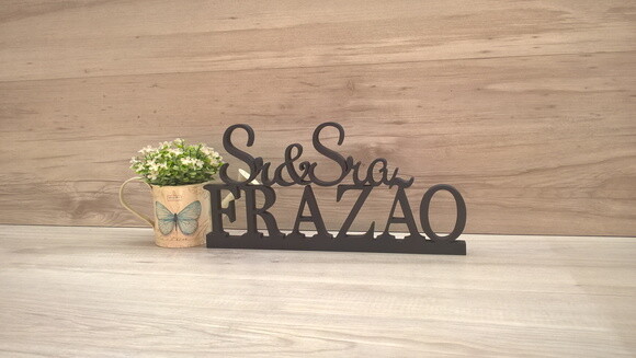 Nome em mdf - Peça de mesa Sr e Sra com Sobrenome