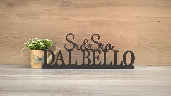 Nome em mdf - Peça de mesa Sr e Sra com Sobrenome