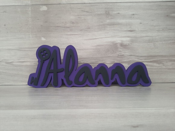 Nome em mdf - Peça de Mesa Tema Coraline - Alanna - 12 cm