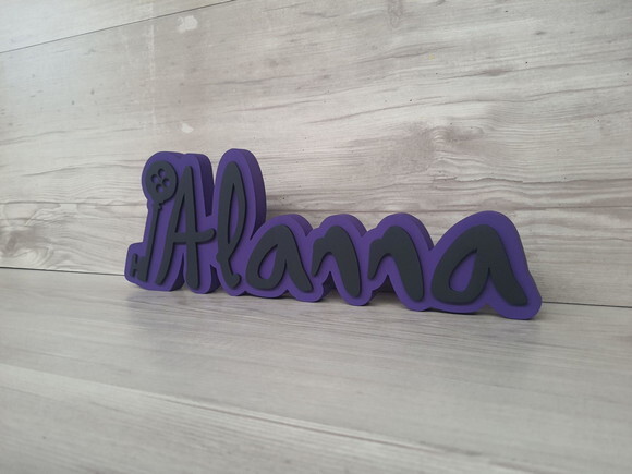 Nome em mdf - Peça de Mesa Tema Coraline - Alanna - 12 cm