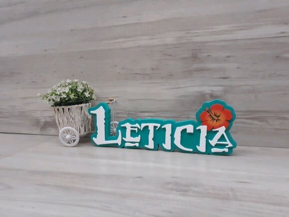 Nome em MDF - Peça de mesa Tema MOANA - Leticia 12 cm