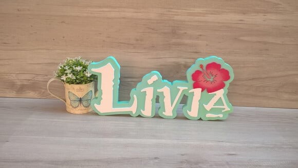 Nome em MDF - Peça de mesa Tema MOANA - Lívia 18 cm