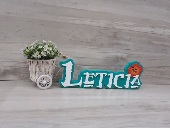 Nome em MDF - Peça de mesa Tema MOANA - Leticia 12 cm